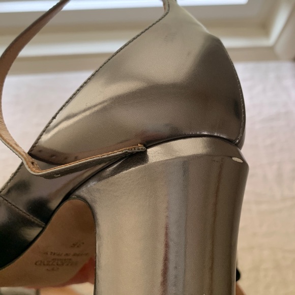 Valentino Garavani Tango 60 Pumps Silver, size 36 US 6 - Picture 12 of 15